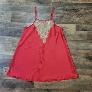 Victoria's Secret Satin Red & Shimmering Gold Lace Babydoll Slip Size Medium